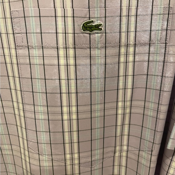 Lacoste men’s short sleeve button down plaid - great condition - no stains - Picture 4 of 4